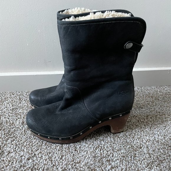 UGG | Lynnea Heeled Shearling Boot - Picture 4 of 14